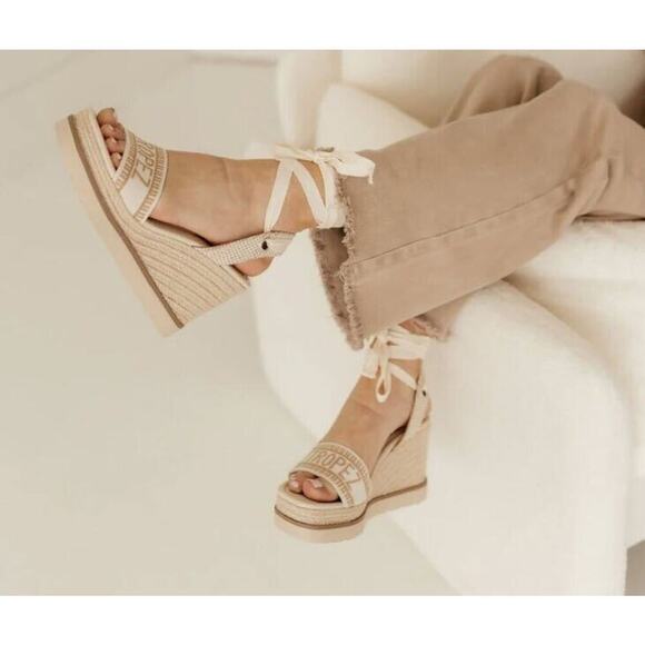 Soda Times City Embroidered Wedge Heel Bone Natural/beige/Khaki St Tropez Laced - Picture 2 of 12